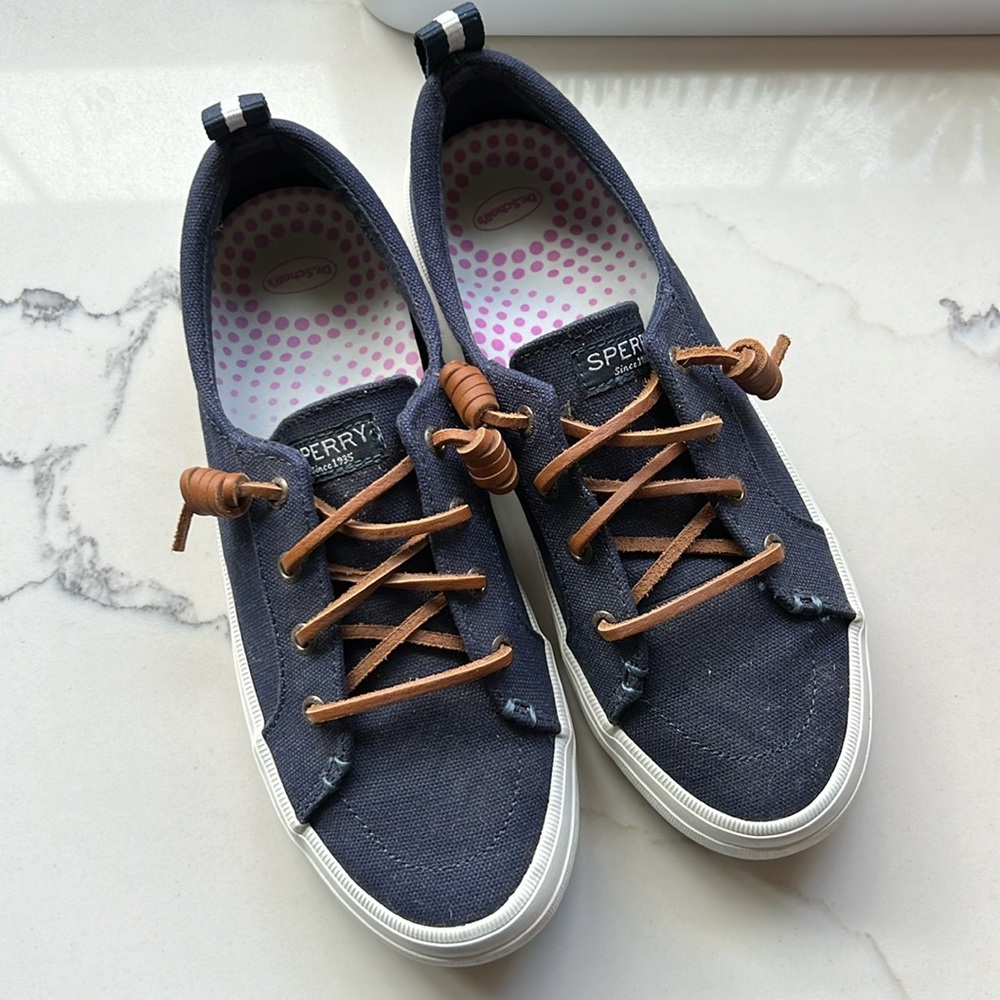 Sperry sneakers like new. Missing original insole I replaced w dr scholls insert